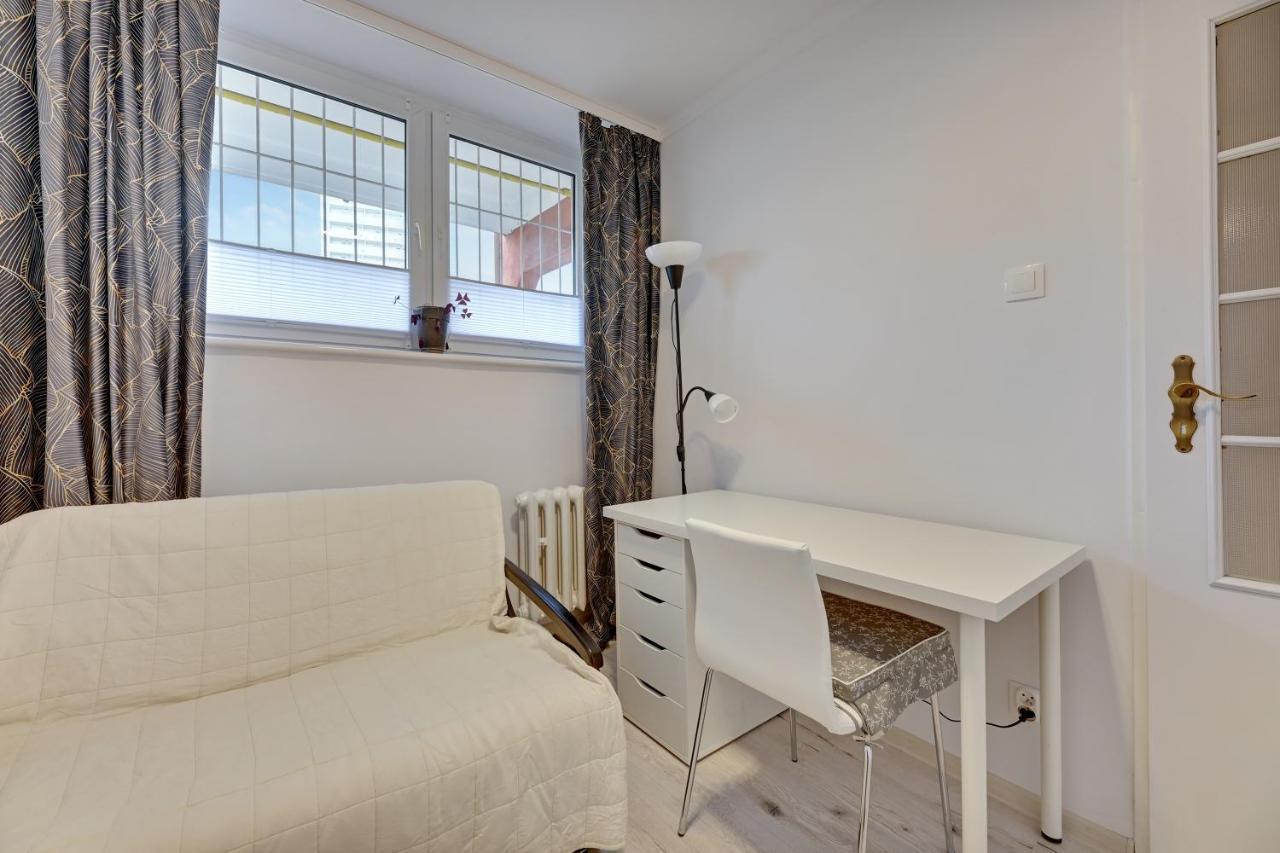 Gdansk Pokoje Przymorze - Obroncow Wybrzeza 8A Apartment Ngoại thất bức ảnh