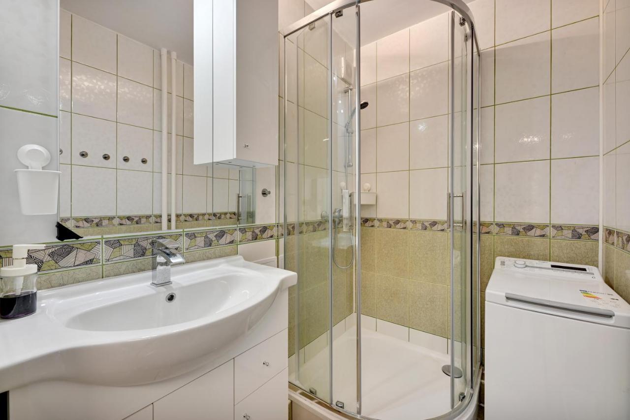 Gdansk Pokoje Przymorze - Obroncow Wybrzeza 8A Apartment Ngoại thất bức ảnh