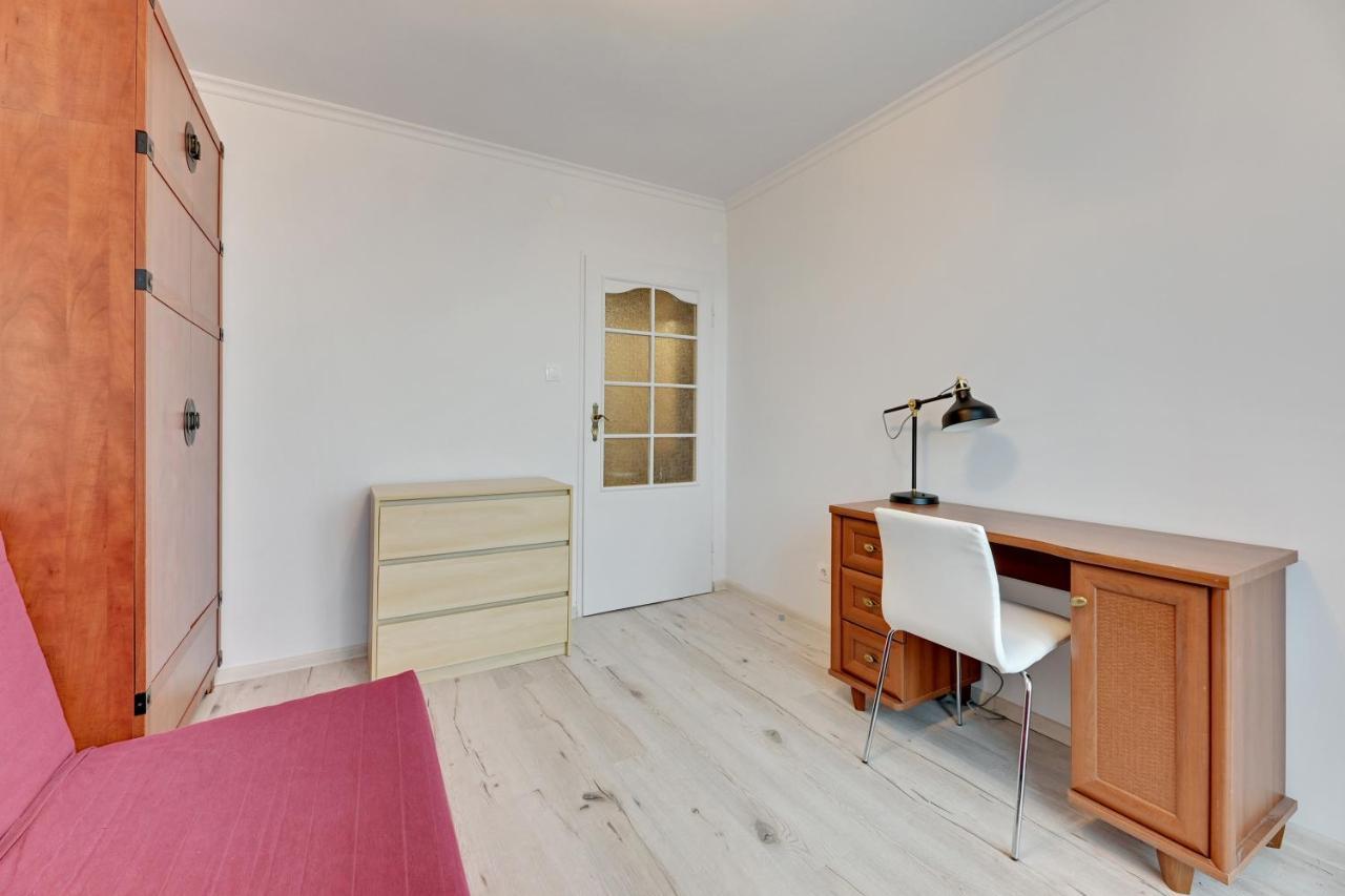 Gdansk Pokoje Przymorze - Obroncow Wybrzeza 8A Apartment Ngoại thất bức ảnh